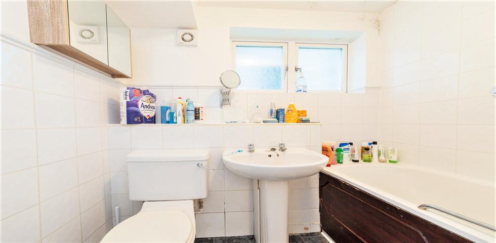 			NEW INSTRUCTION, 2 Bedroom, 1 bath, 1 reception Flat			 Greencroft Gardens, WEST HAMPSTEAD